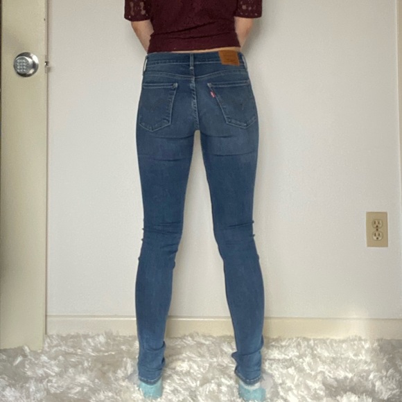 710 Levi’s - Picture 2 of 8